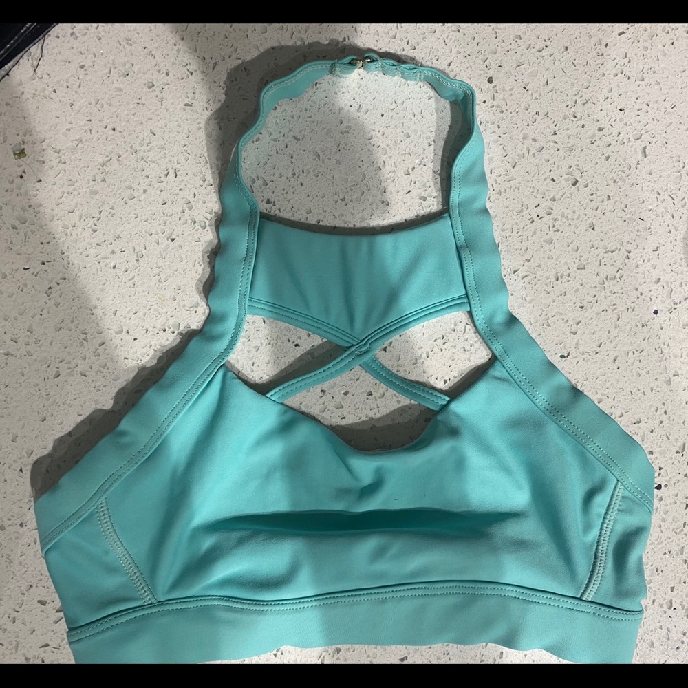 Chestee sports bra
